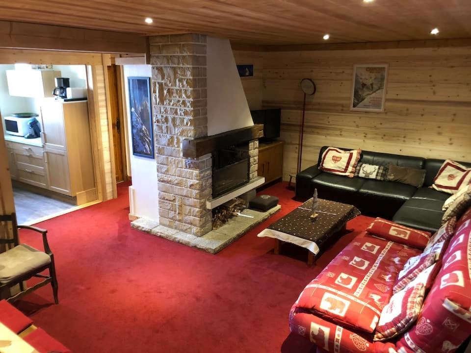 Chalet L'Eyssinette Appartement 8 A 10 Couchages Vars  Exterior photo